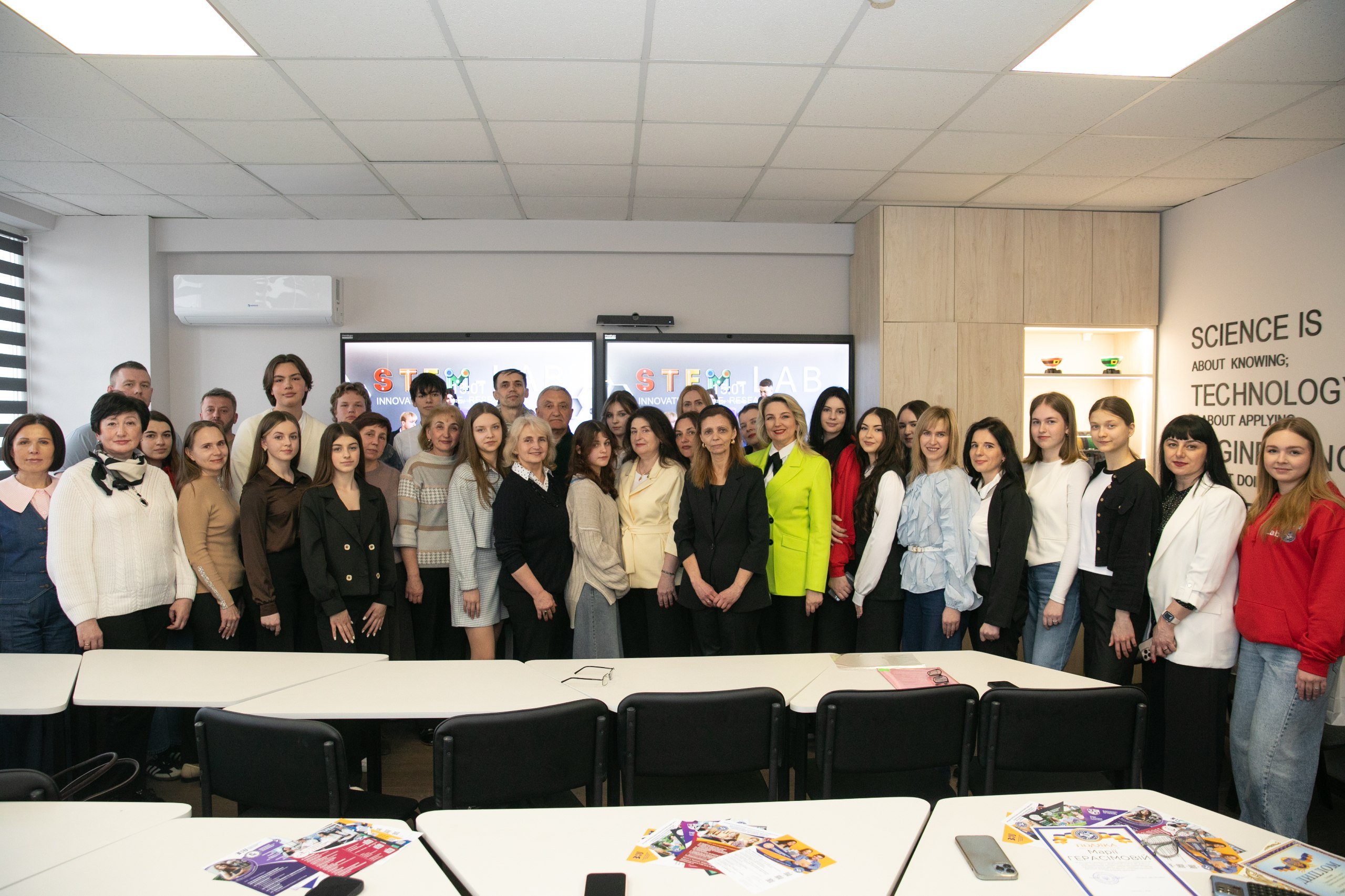 У ЗУНУ нагородили переможців STEM-проєкту